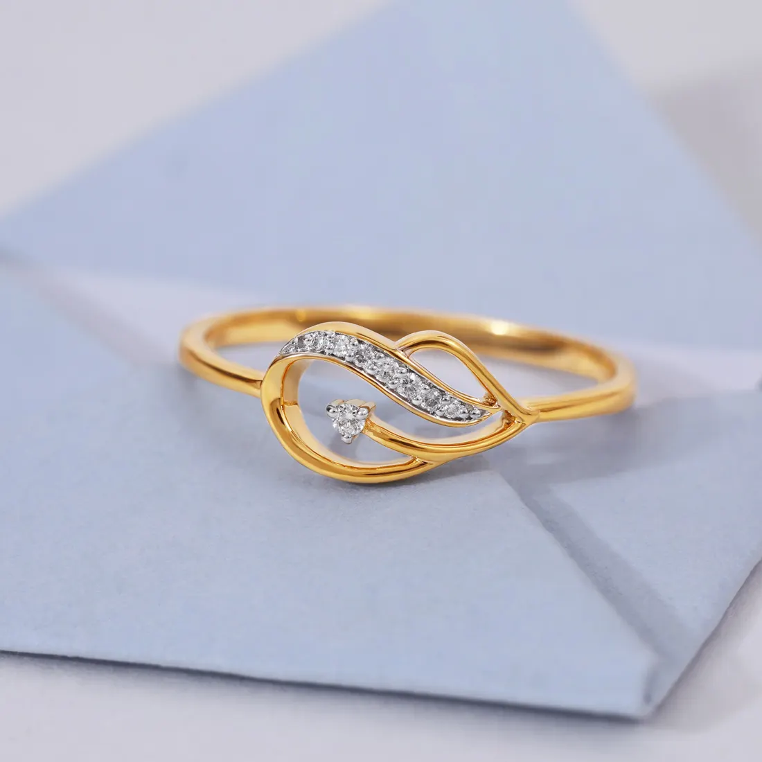 Aster Leaf Diamond Ring