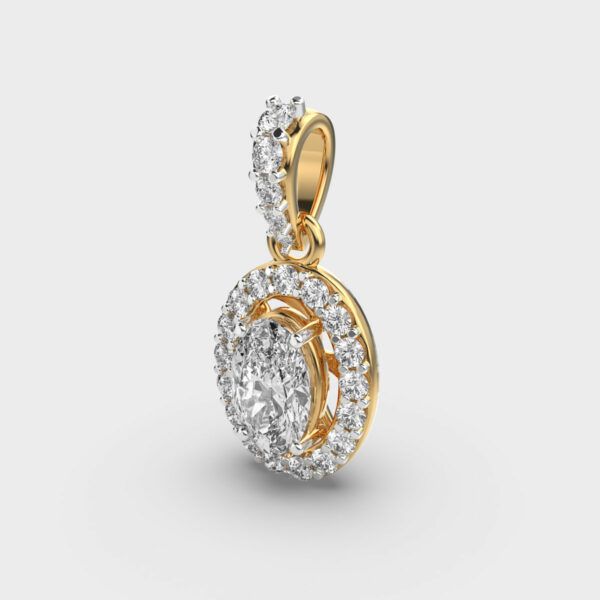 Classique Oval Diamond Pendant