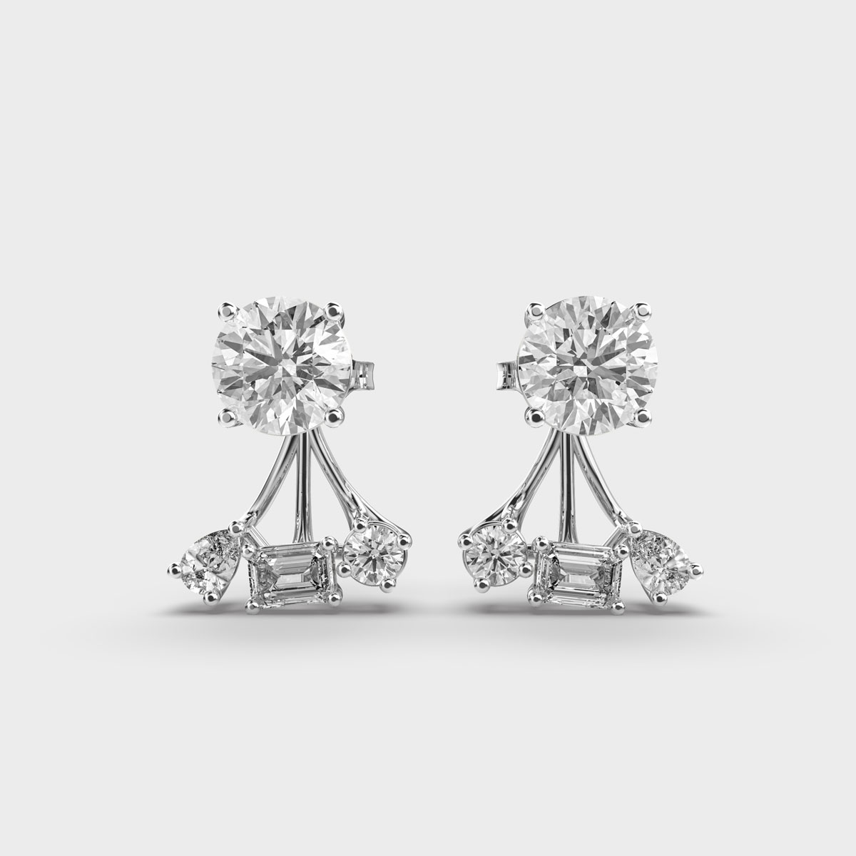 Showstealer Ear Piercing Diamond Studs