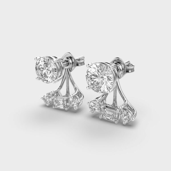 Showstealer Ear Piercing Diamond Studs